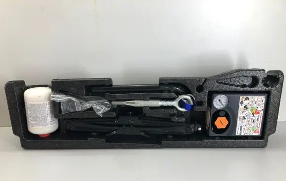 Volvo S90, V90 Tool set 31362990