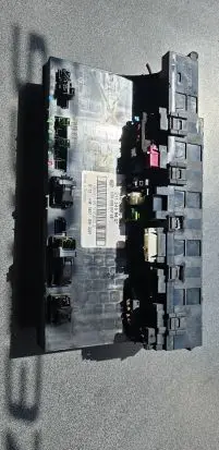 Mercedes-Benz E W211 Fuse box set 2115459401