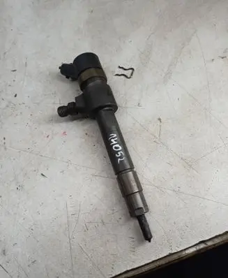 Opel Astra H Fuel injector 0445110 0445110165 939