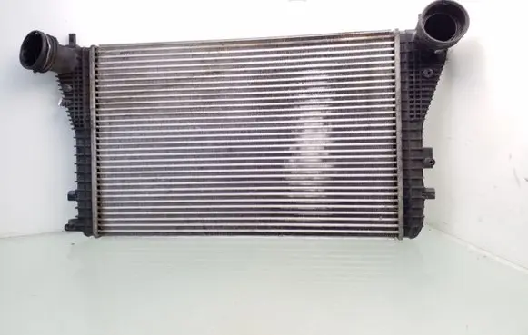 Skoda Octavia Mk2 (1Z) Intercooler radiator 1K0145803E