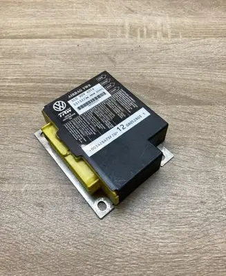 Volkswagen PASSAT B6 Airbag control unit/module 3C0909605A 331322