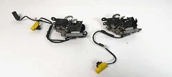 BMW 5 G30 G31 G38 Engine bonnet/hood lock/catch 7347410 7347411