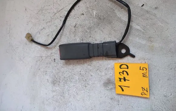 KIA Shuma Front seatbelt buckle 23874923