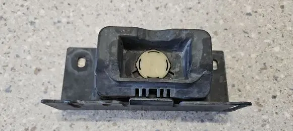 Mercedes-Benz GL X164 Jacking socket point A1646900509 1646900509