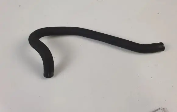 Mercedes-Benz Vito Viano W639 Engine coolant pipe/hose