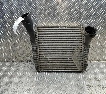 Audi Q7 4L Intercooler radiator 7L6145803D