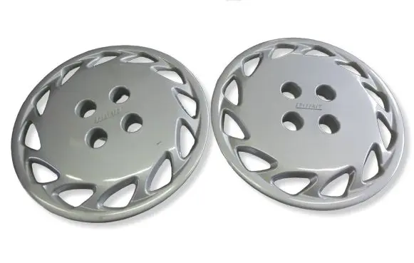 Fiat Punto (176) R14 wheel hub/cap/trim 7739593