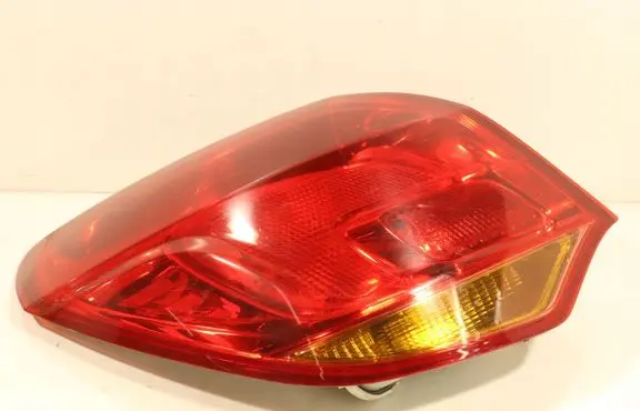 Opel Astra J Rear/tail lights E245027