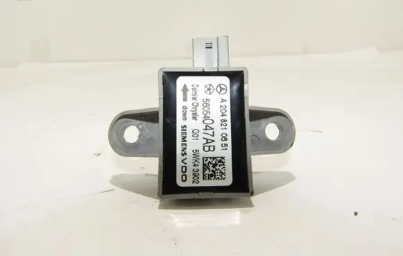 Mercedes-Benz C W204 Airbag deployment crash/impact sensor a2048210651