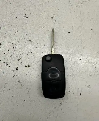 Audi A6 S6 C5 4B Ignition key/card 4D0837231