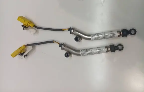 Volkswagen Tiguan Bonnet Pedestrian Airbag Actuator 5NA823823E 091216 0589P1000684