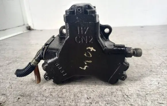 Mercedes-Benz A W168 Fuel injection high pressure pump 