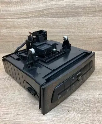 Mercedes-Benz E W211 CD/DVD changer 2116800572 A2116800552