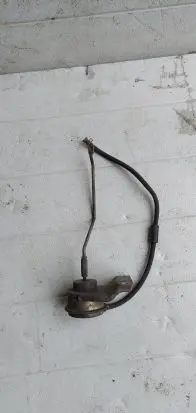 Vacuum valve