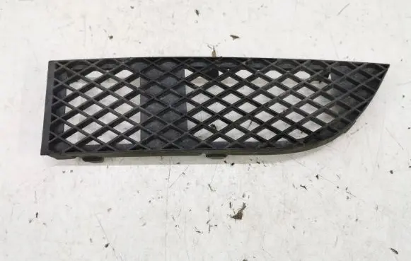 BMW 7 E65 E66 Front bumper lower grill 7135563 72758411