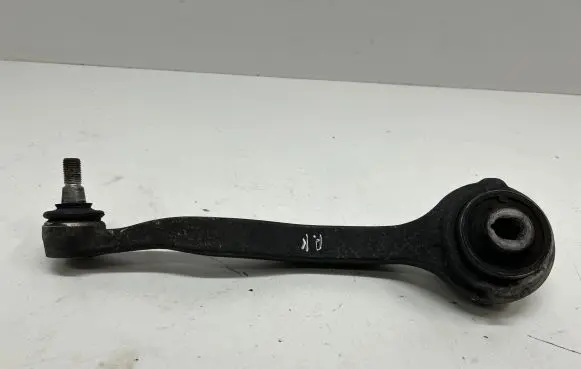 Mercedes-Benz C W204 Front lower control arm/wishbone 20305