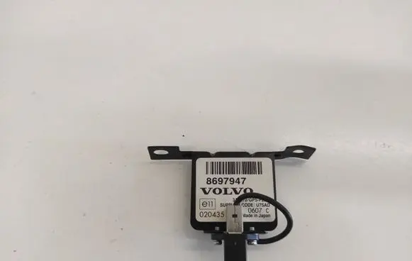 Volvo XC70 Aerial GPS antenna 8697947 020435