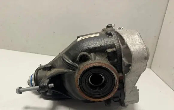 BMW X4 G02 Rear differential 8686981 8686982