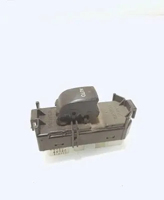 Toyota Avensis Verso Electric window control switch 8403044020