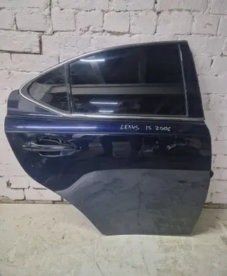 Lexus IS 220D-250-350 Rear door