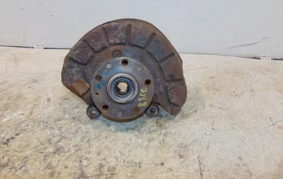 Volkswagen Jetta V Front wheel hub spindle knuckle 1K0407256AA 1T0498621