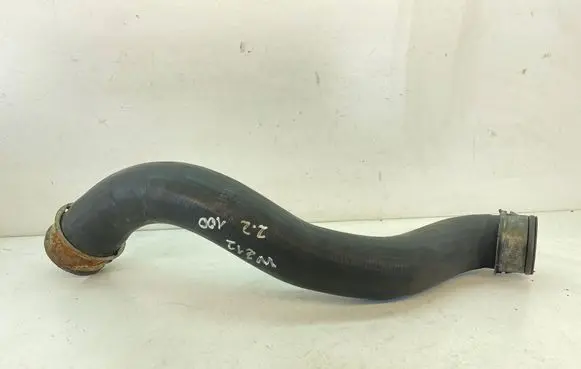 Mercedes-Benz E W212 Engine coolant pipe/hose A2045011532
