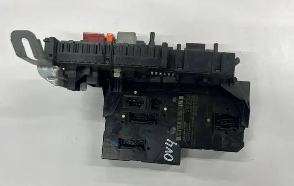 Mercedes-Benz C W204 SAM control unit a2049060105