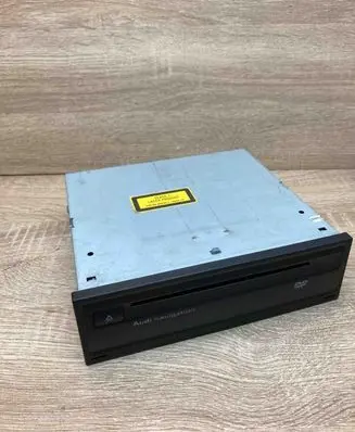 Audi A4 S4 B8 8K Navigation unit CD/DVD player 4E0919887M 4E0910888E