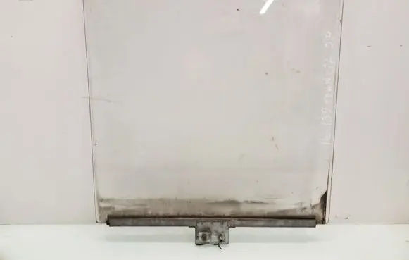 Ford Transit Front door window/glass (coupe) 