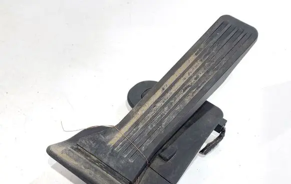 Mazda 6 Accelerator throttle pedal GHK3-41600