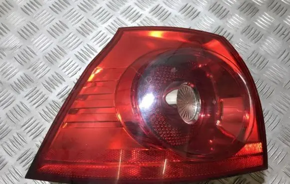 Volkswagen Golf V Rear/tail lights 1k6945257 28492102