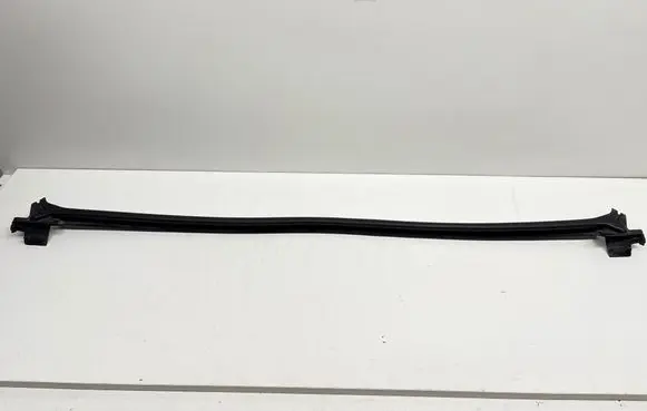 Peugeot 3008 I Trunk rubber seal (body) 9683267280