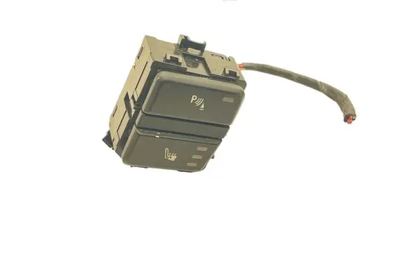 BMW 5 E60 E61 Seat heating switch 9159077 502299