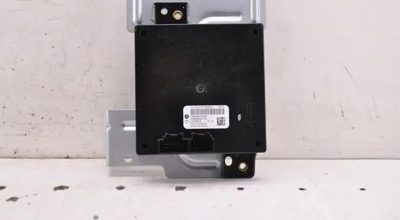 Chrysler Town & Country V Keyless (KESSY) go control unit/module P68068753AF