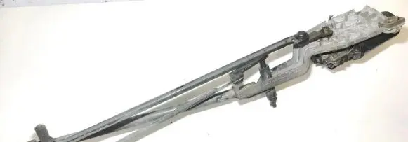 Ford Focus Front wiper linkage and motor 084323