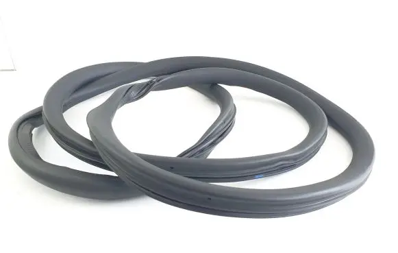 Peugeot Expert Front door rubber seal 9806514880