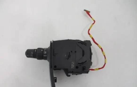 Renault Clio III Light switch 88102002484