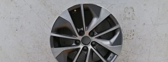 R17 alloy rim