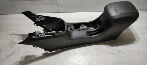 Chevrolet Cruze Center console 40200923