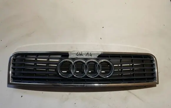 Audi A4 S4 B6 8E 8H Front grill