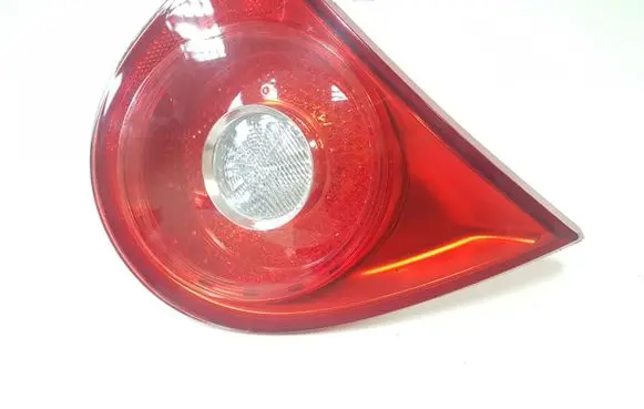 Volkswagen Golf V Tailgate rear/tail lights 1K6945093F