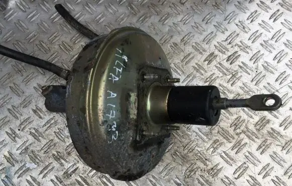 Alfa Romeo 156 Brake booster