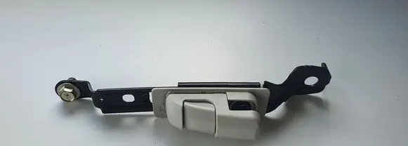 Mazda 3 II Seat belt height adjuster 