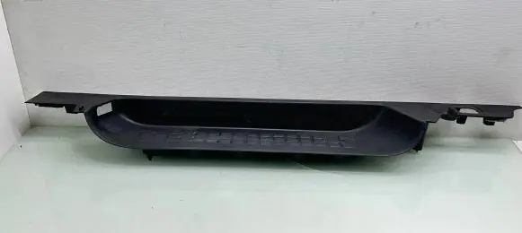 Peugeot Traveller Rear sill trim cover 98108552ZD 98108552