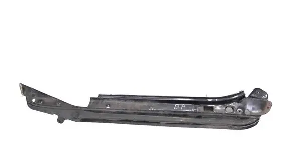 Volkswagen Touareg II Fender mounting bracket 7L6805920B