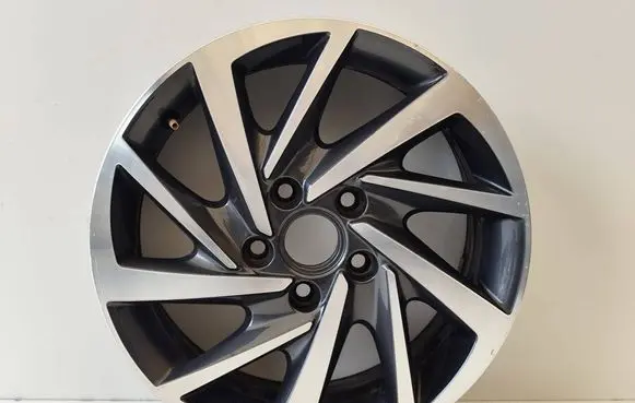 Volkswagen Touran III R16 alloy rim 5TA601025K