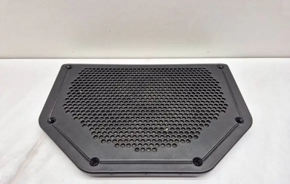 BMW 3 E90 E91 Subwoofer grill/trim 6925337 65136925337