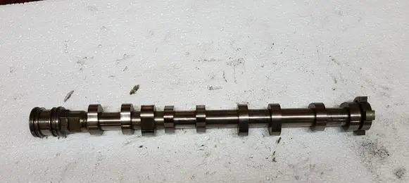 BMW 5 GT F07 Camshaft 107402102 756819706F