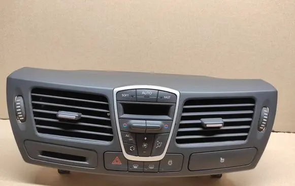 Renault Laguna III Dash center air vent grill 275100002R
