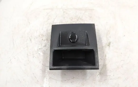 Opel Zafira B Cigarette lighter rear 13162600 400608